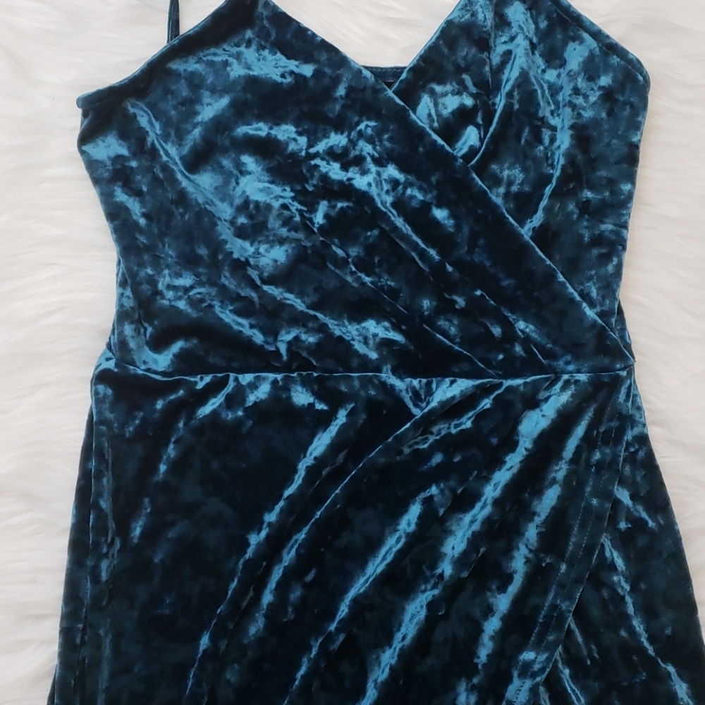 New Look Velvet Faux Wrap Dress Sz 8 Strappy Party Holiday Sexy - Picture 7 of 14